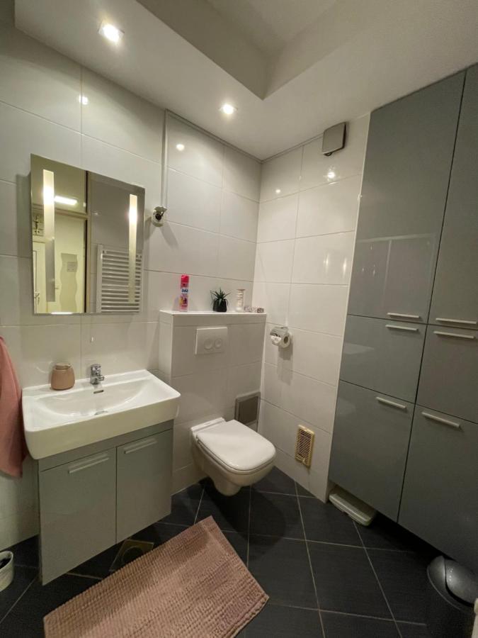 Dis Apartment Varasd Kültér fotó